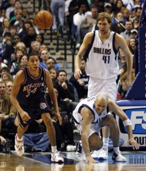 通常表现得 通常表现得