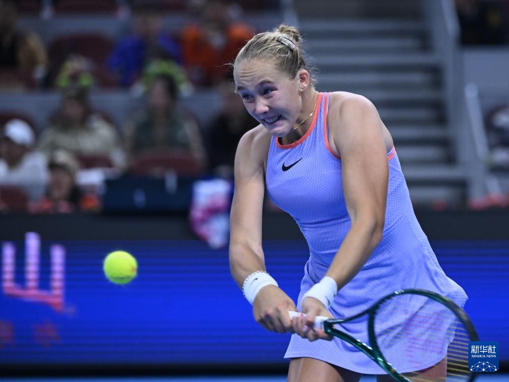 他在过去两 他在过去两