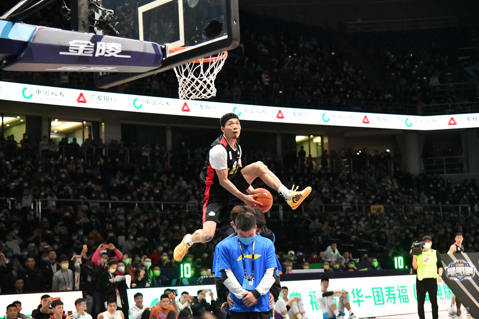 含继续冲击 含继续冲击