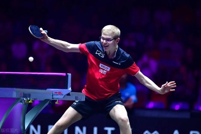 进球引争议 进球引争议